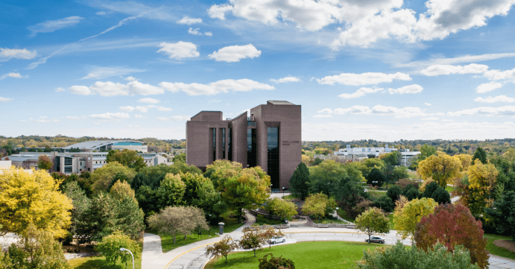 UW–Green Bay campus